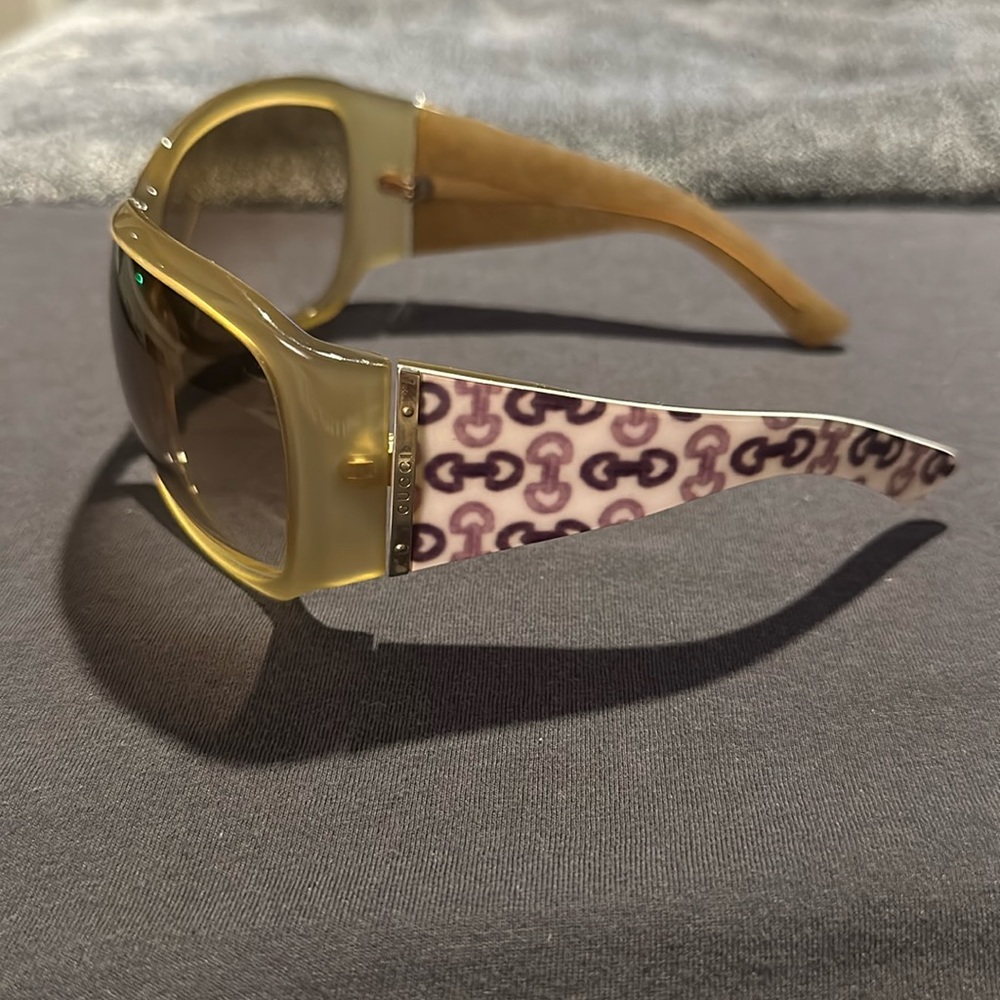 Authentic Gucci Neutrals, Pattern Print Shield Gr… - image 5